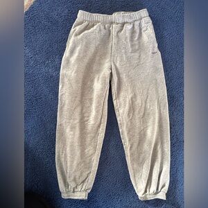 Aritzia TNA Light Gray women’s Sweatpants